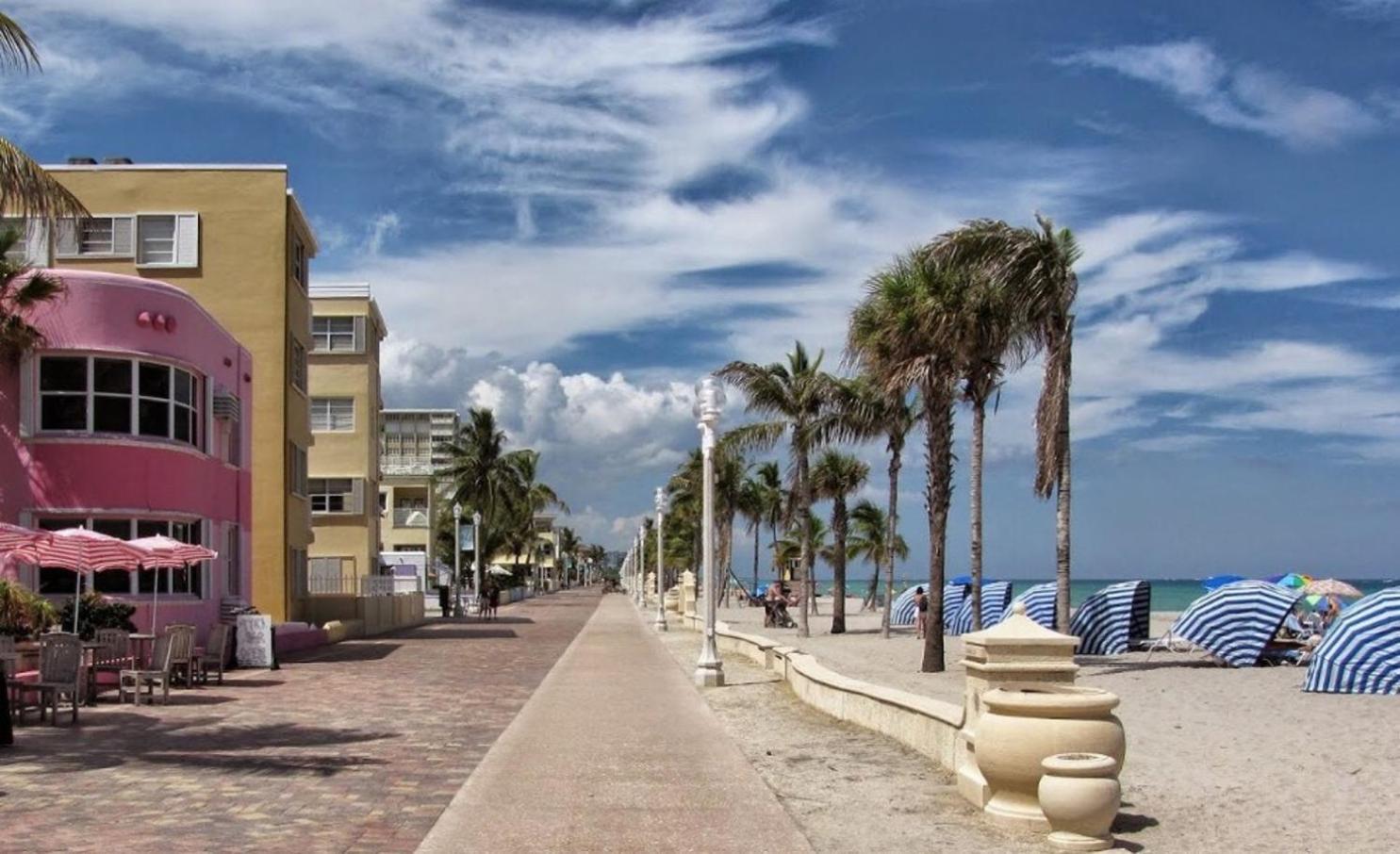 شقة Hollywood Vacation Mins To Beach & Hard Rock #193 المظهر الخارجي الصورة